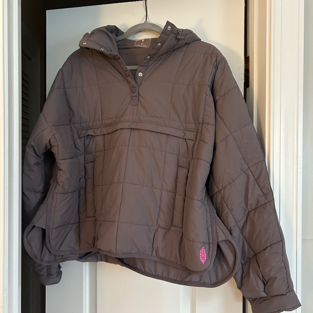 Free People pullover